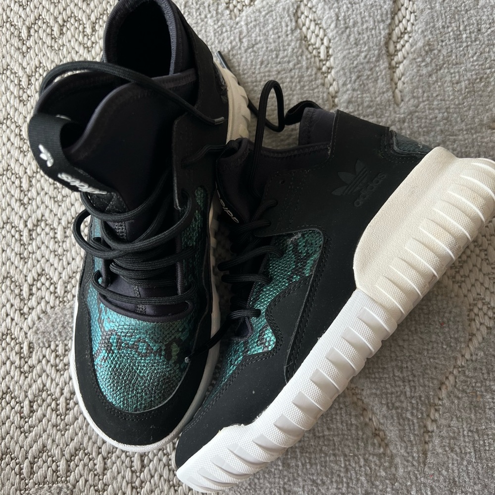 Adidas tubular sneakers